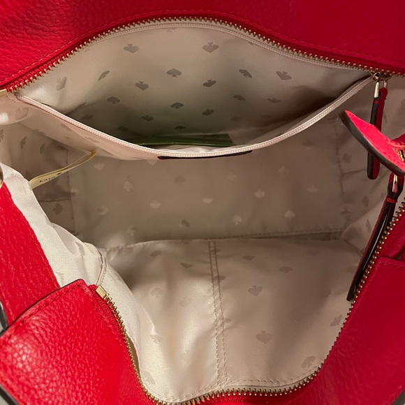Red Kate Spade crossbody - Picture 3 of 7